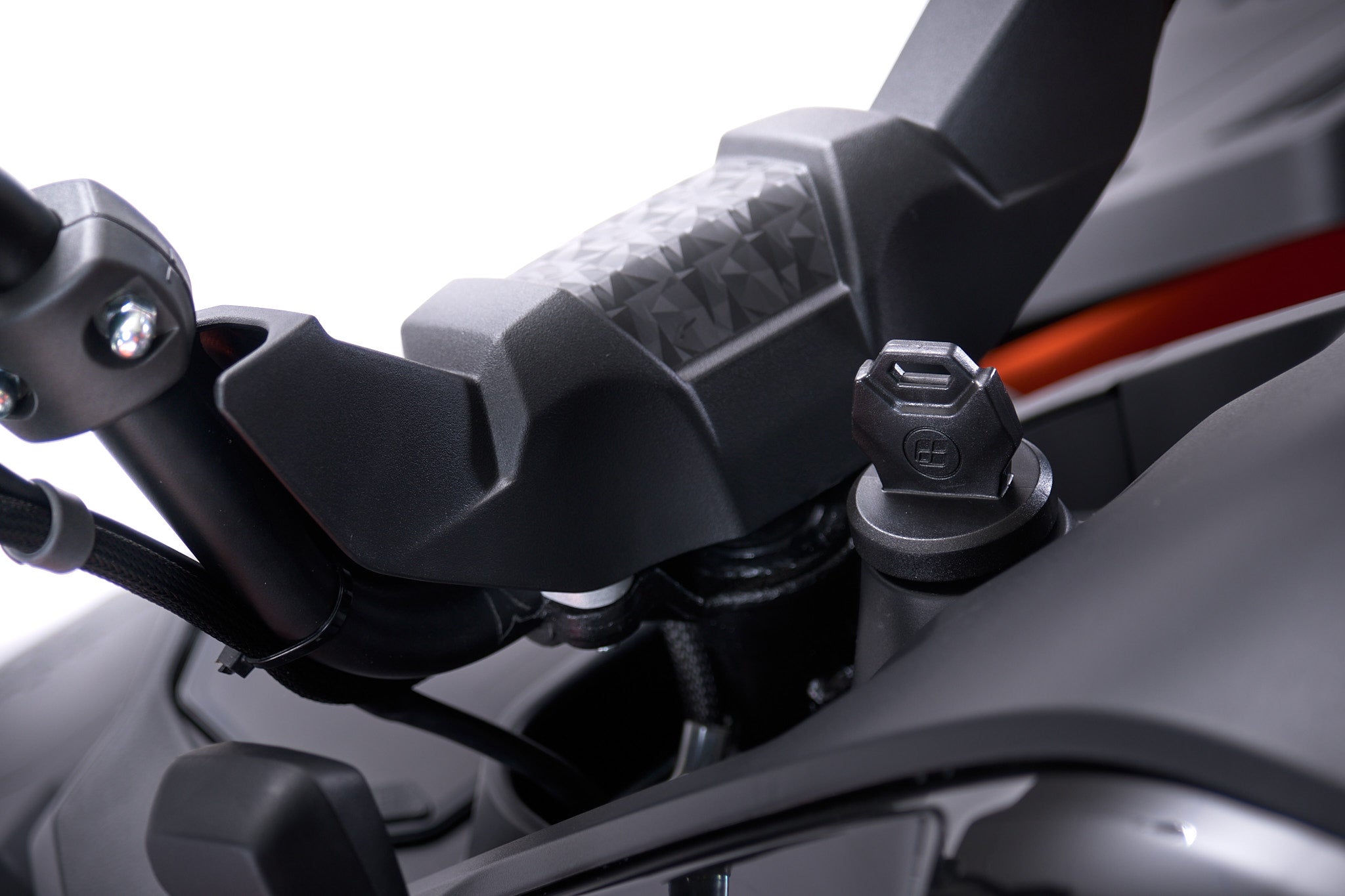 XWOLF 700 L