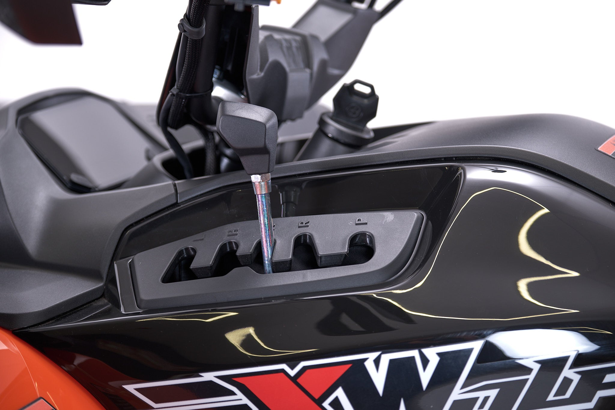XWOLF 700 L
